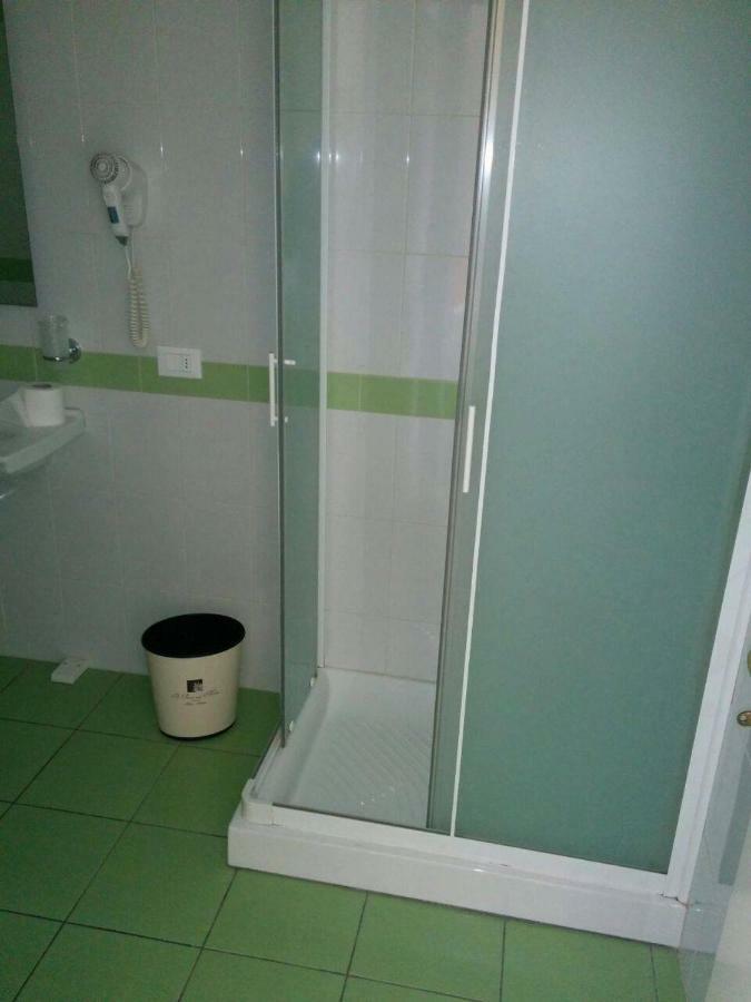 Appartamento Il Poggio Торторето Экстерьер фото